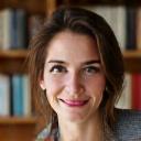 Portret Milice Petrović, psihologa i savetnika za mindfulness prakse.